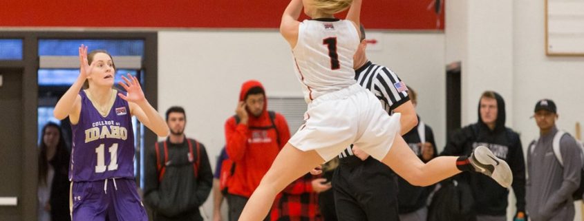 Women's Basketball Team Game at SOU in Ashland Oregon