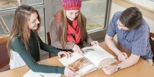 Southern Oregon University Honors College Students Studying in Library