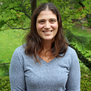 Ms. Leslie Eldridge SOU Environmental Science Lecturer Full Bio