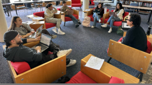 Students-in-conversation-circle