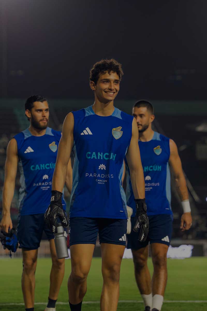 Soccer players on the field at SOU