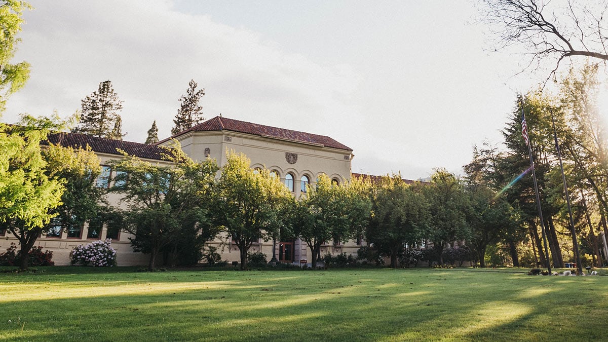 SOU Board of Trustees approves potential tuition rates for 2019-20